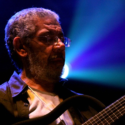 Hélio Delmiro em Rio das Ostras