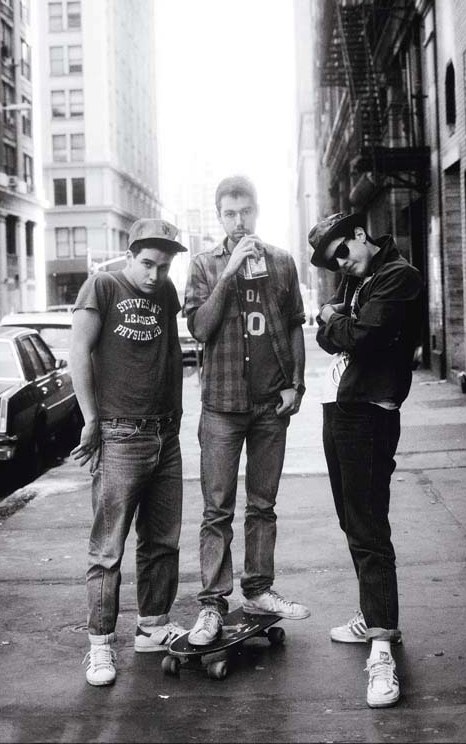 REVOLUÇÃO BEASTIAL Horovitz, Yauch e Diamond (da esquerda para a direita) em Nova York, em 1986