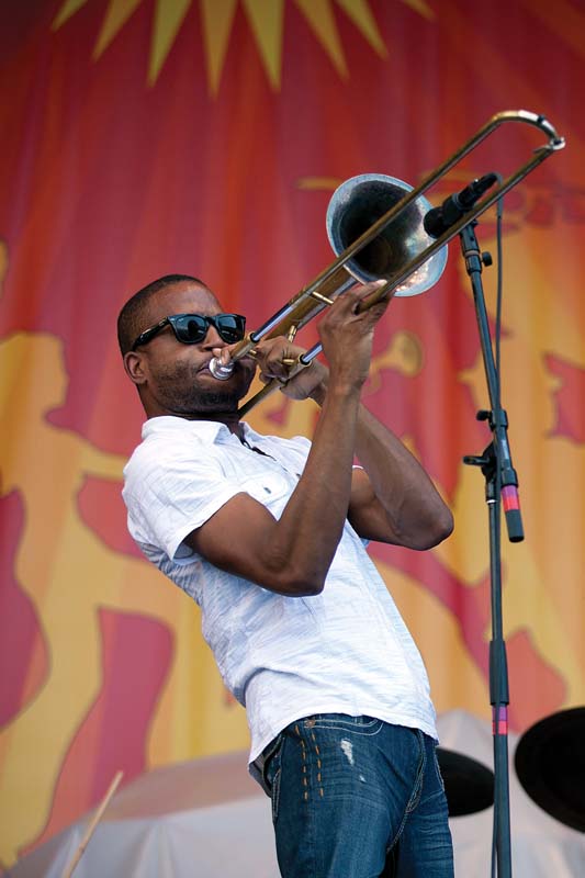 ROCK, COUNTRY E JAZZ O onipresente Trombone Shorty;