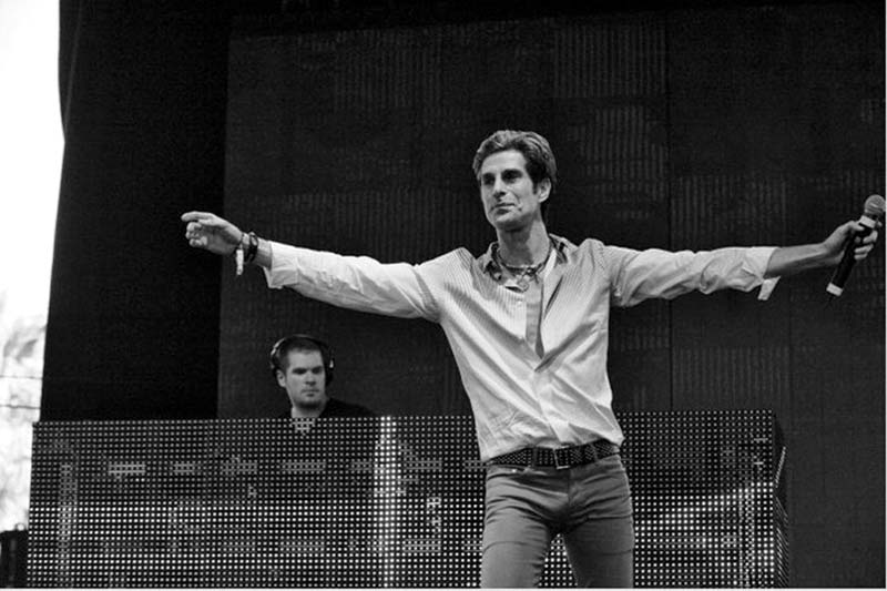 AMBICIOSO Farrell quer expandir as fronteiras do Lollapalooza