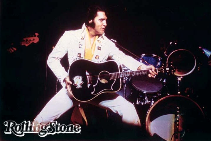 TRIUNFAL Elvis em ação, nos anos 70