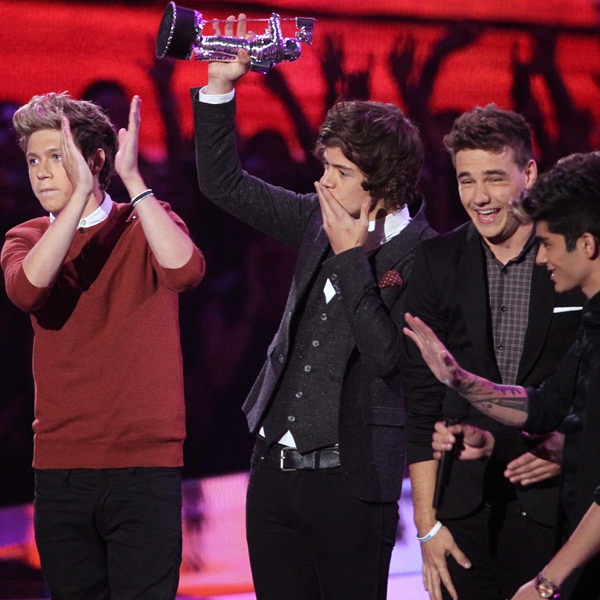 o grupo inglês One Direction foi o destaque da festa do VMA 2012