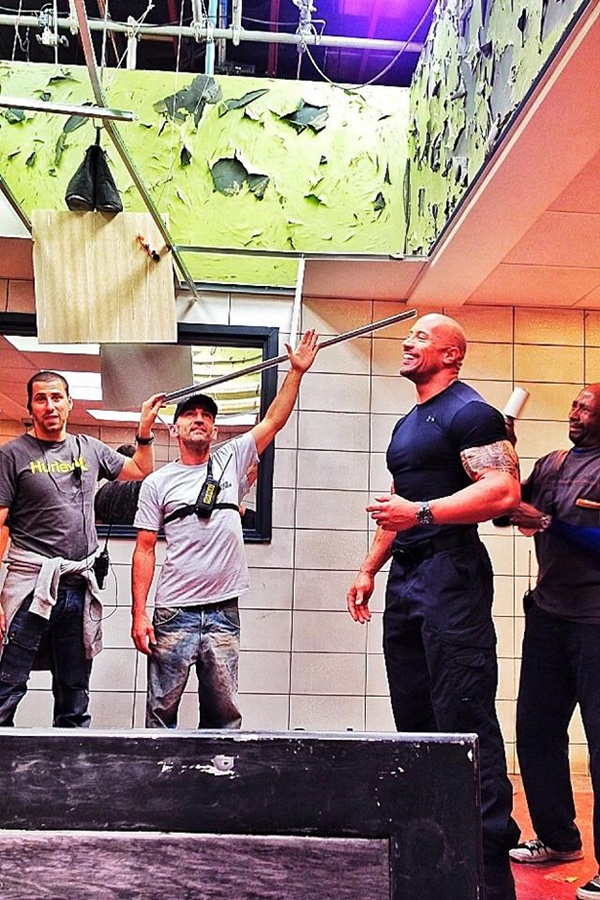 Dwayne Johnson no set de Velozes e Furiosos 6