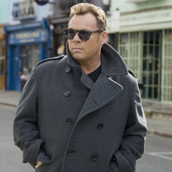 Ali Campbell