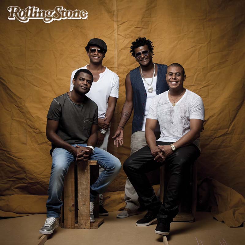 MAIS QUE TRÊS  (A partir da esq.) Pretinho, Didão, Nene e Miudinho