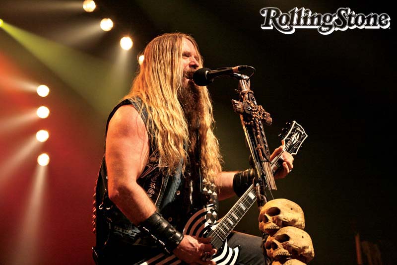 METAL CONSCIENTE Zakk Wylde em show recente do Black Label Society, em São Paulo;