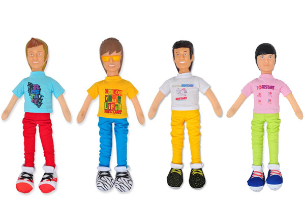 Restart - Galeria - Bonecos