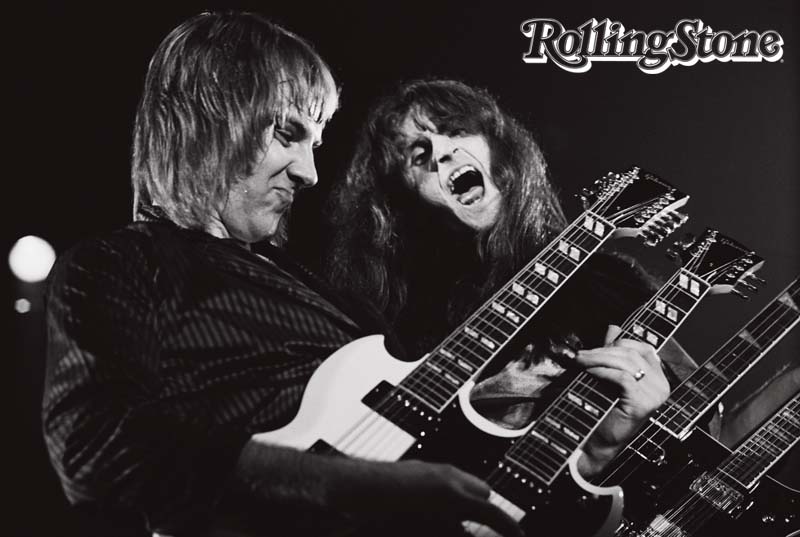 Rush  Depois de anos de campanha por parte dos fãs, os gigantes do progressivo fi nalmente entraram para o Hall da Fama do Rock. “É uma honra incrível, e a receberemos com muito prazer”, diz o vocalista Geddy Lee. “Minha mãe ficou muito feliz.”