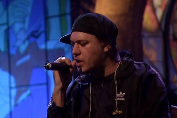 No Acústivo MTV, disco lançado em 2003, que vendeu 2 milhões de cópias