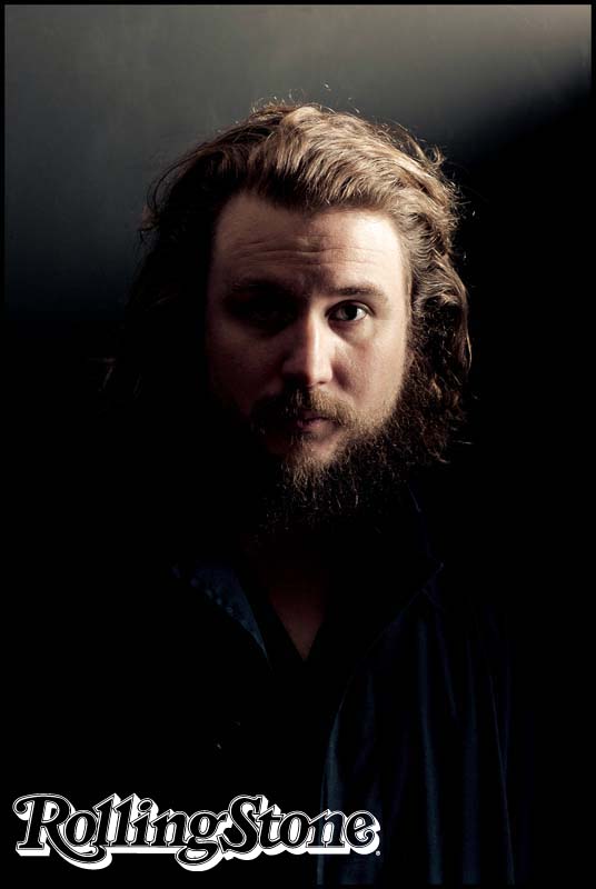 CHAMADO James começou uma vida nova após cair de um palco