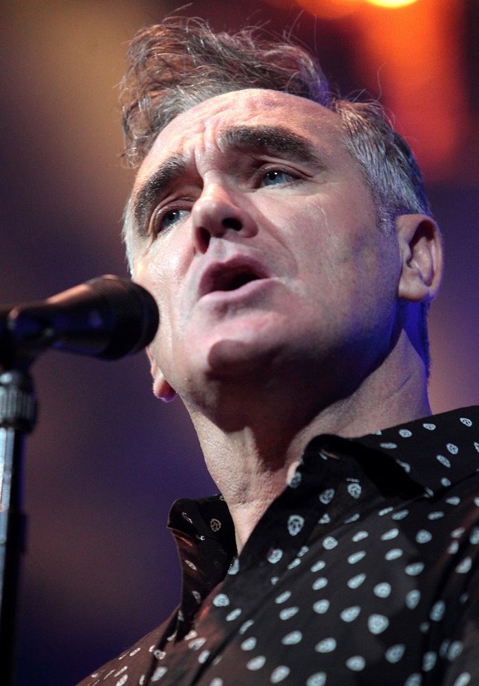 1984    Sobre o The Cure, ele é curto e ácido: “Robert Smith é um saco de reclamações sem fundo”.