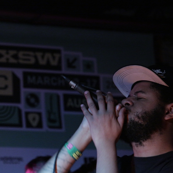 “Desta vez, já não senti mais como treino, senti como jogo”, disse Emicida sobre participação no festival SXSW, no Texas