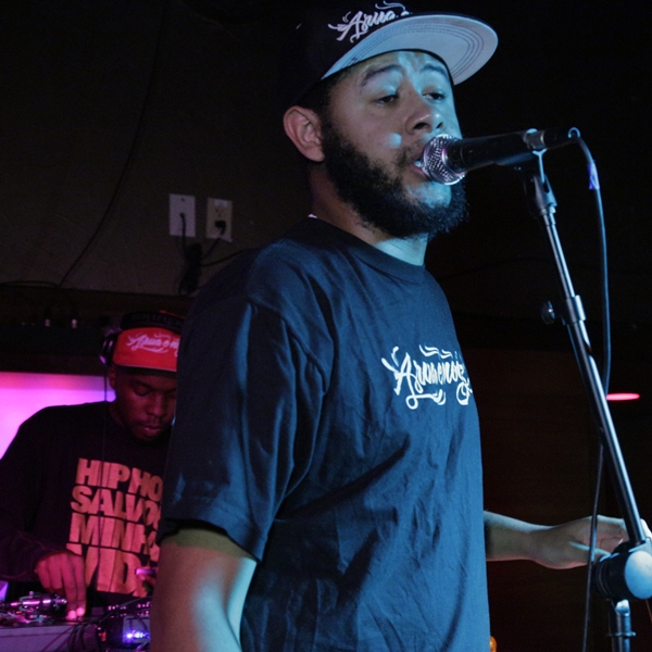 “O mais legal de vir tocar em um novo país é a experiência de se apresentar fora da zona de conforto que um lugar onde se é bem conhecido proporciona”