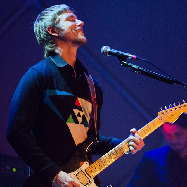 Paul Banks fez a estreia do projeto solo na noite desta quinta-feira, 15, no Cine Joia