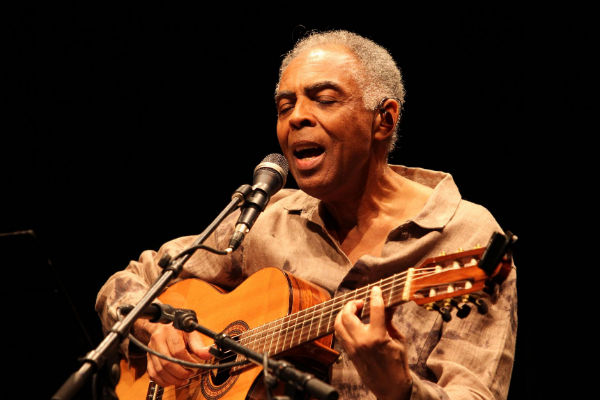 Gilberto Gil trouxe a apresentação Concerto de Cordas & Máquinas de Ritmo para três noites no Auditório Ibirapuera, em São Paulo.