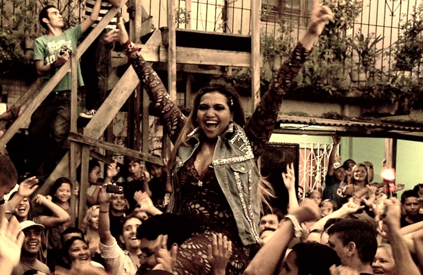 Gaby Amarantos Live in Jurunas