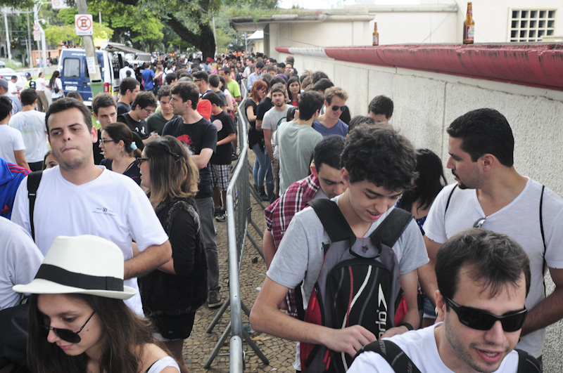 No início do festival, as filas não eram assustadoras.