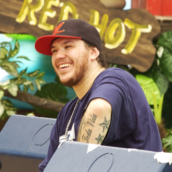 Chorão completaria 43 anos nesta terça-feira, 9.