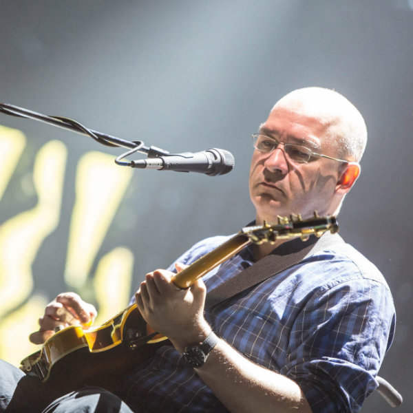 O Paralamas do Sucesso repassou os 30 anos de carreira em SP