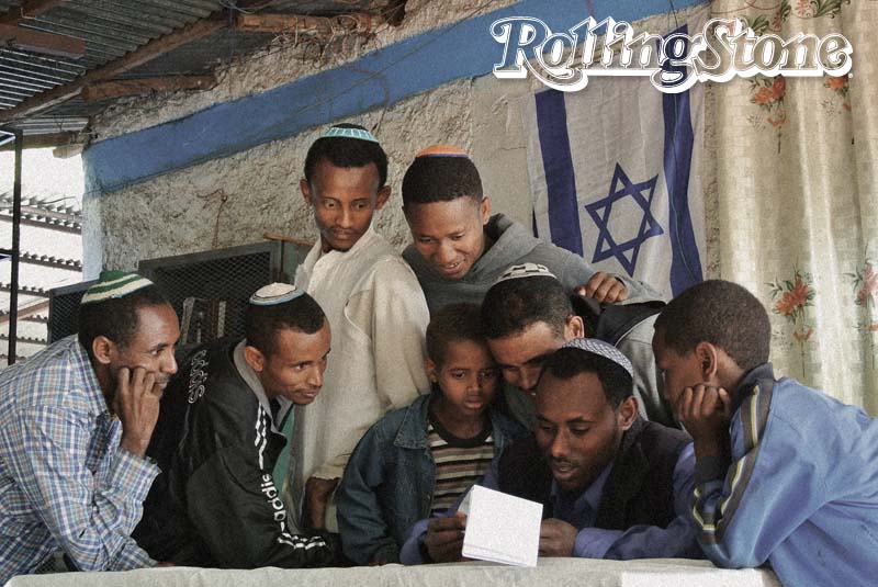 ÊXODO RELIGIOSO Nas décadas de 80 e 90, o governo de Israel promoveu o resgate de 35 mil judeus da Etiópia para a Terra Santa. Hoje, ainda existem mais de 2 mil deles que aguardam ser chamados no país africano