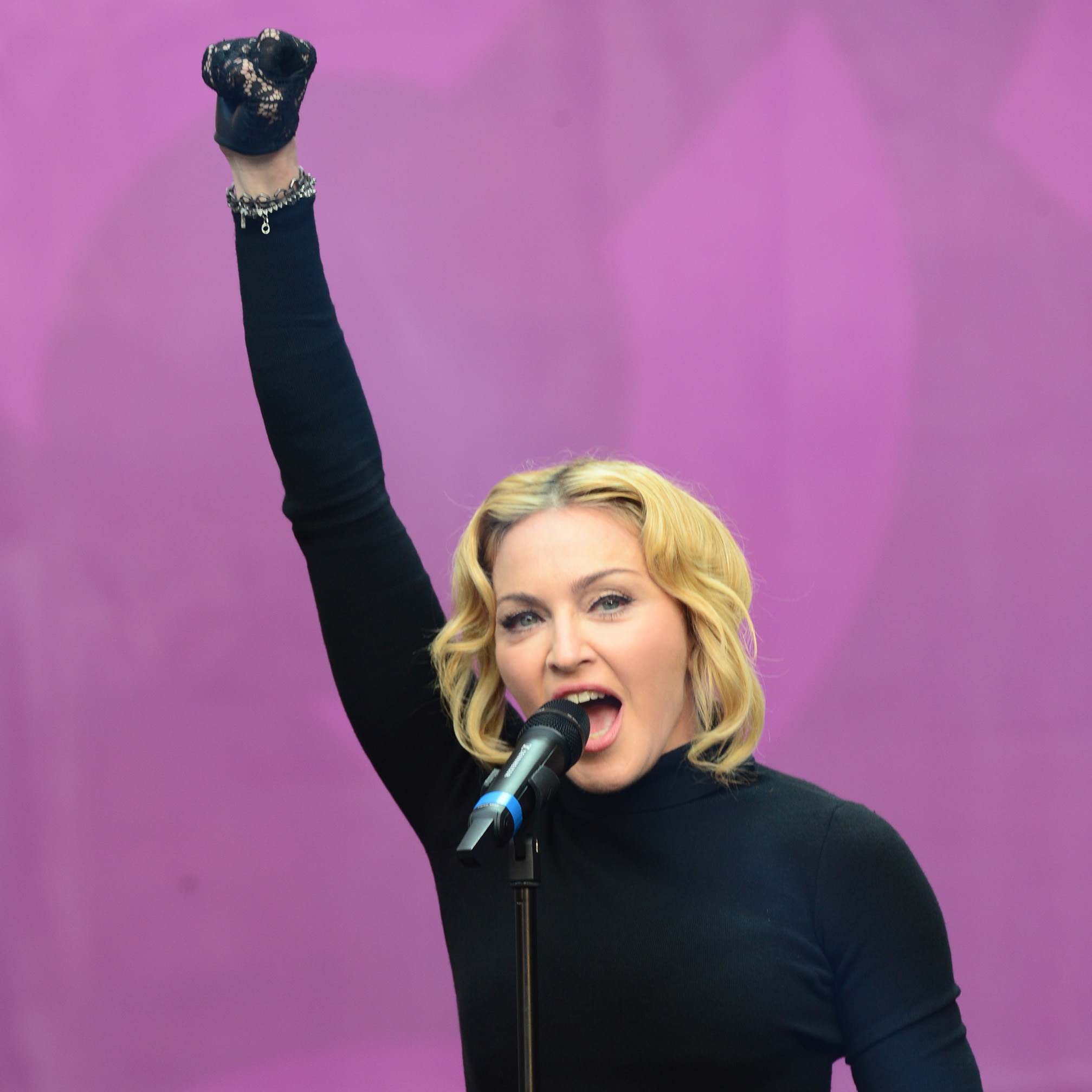 Benfeitores: Madonna