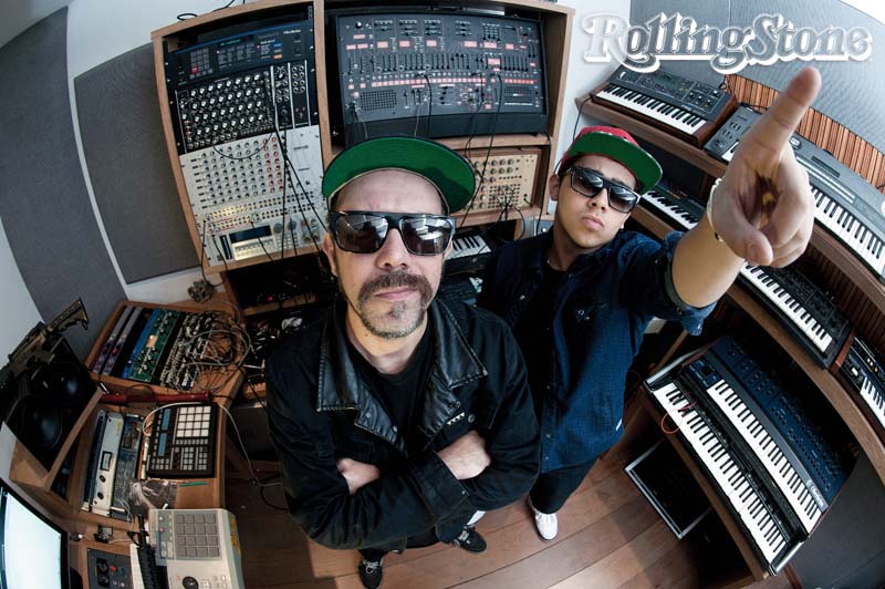 ARMADILHA Gonzales e Laudz, em um estúdio de São Paulo