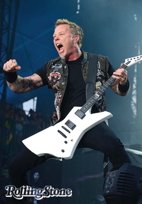 ÂNIMO E GÁS Hetfield lidera a performance bombástica do Metallica no Orion