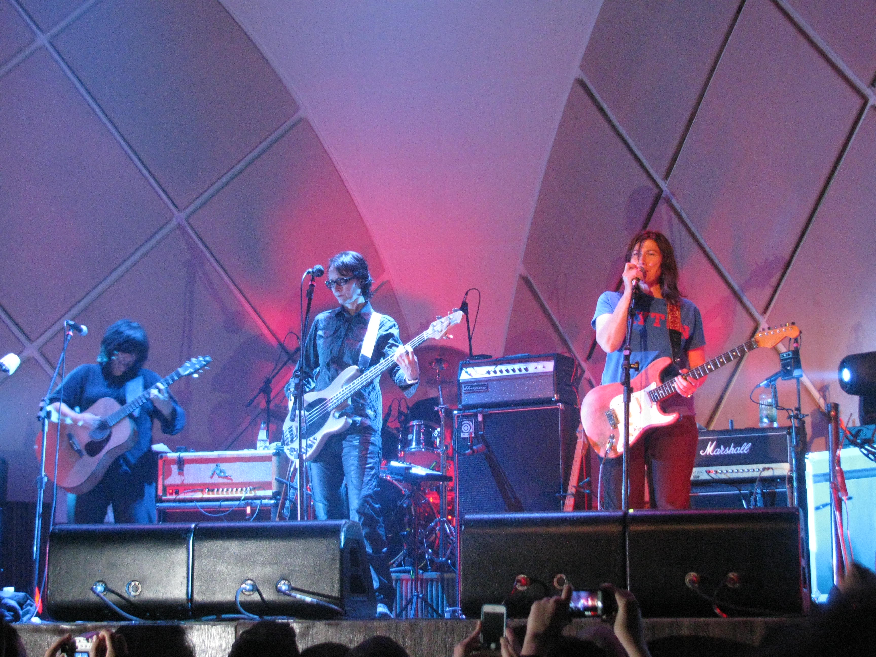 Faixas de Last Splash, como "Cannonball", "Divine Hammer", "Saints" e "No Aloha" fizeram parte do repertório de pouco mais de 20 músicas, que também contou com músicas do álbum Pod (1990) e do EP Safari (1992).