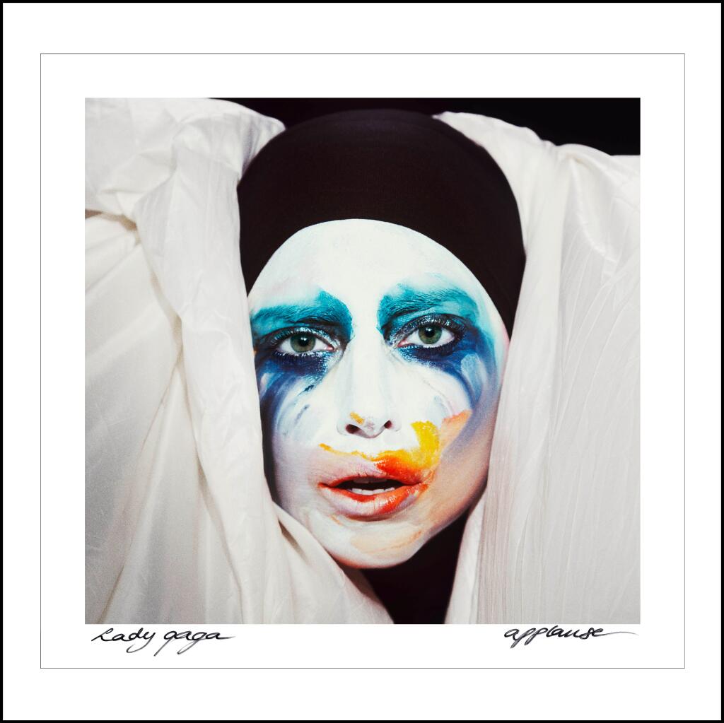 Lady Gaga - single "Applause"