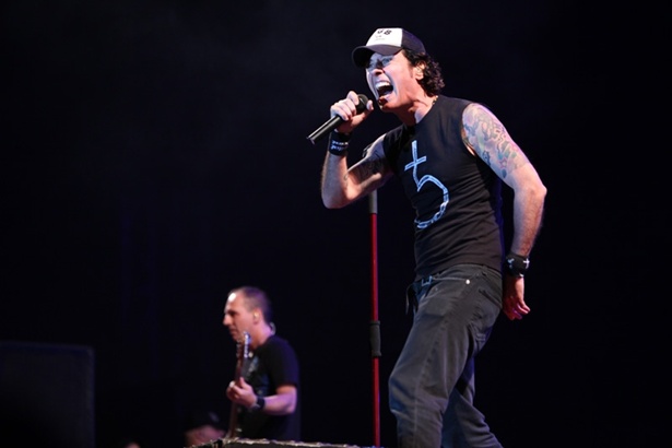 Capital Inicial no Porão do Rock 2013