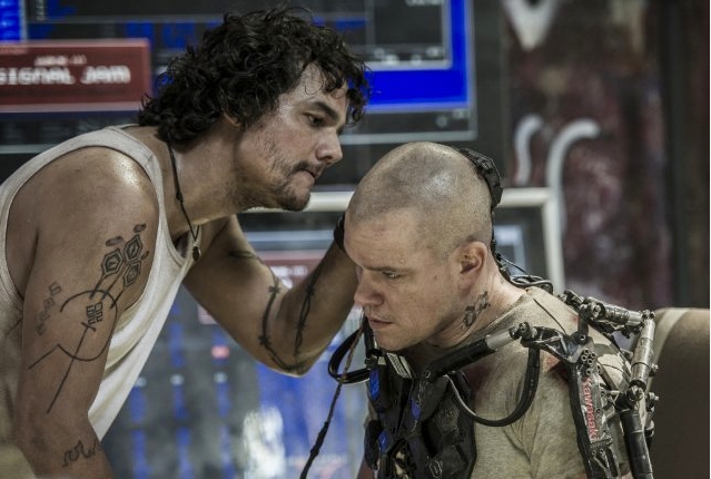 Elysium - Wagner Moura e Matt Damon