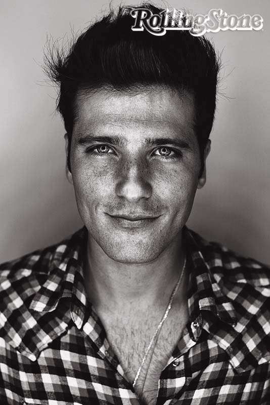 ESPIRITUAL  Gagliasso se diz um questionador religioso.  ?