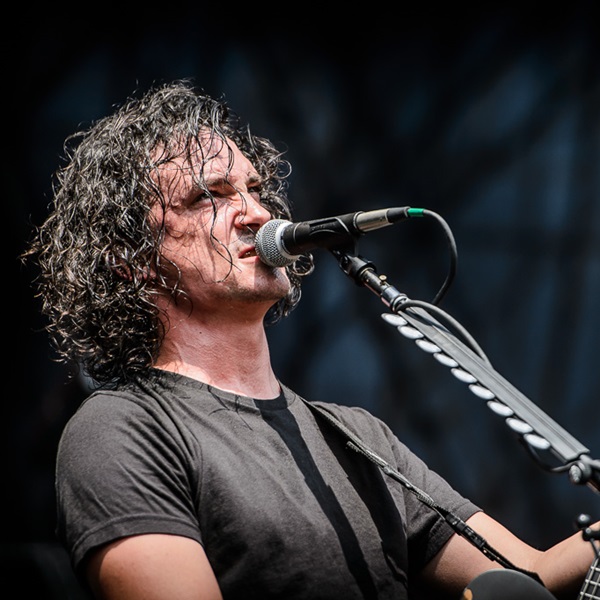 O vocalista Joe Duplantier, do Gojira, comemorou aniversário no palco e não escondeu a felicidade em estar pela primeira vez no Brasil.