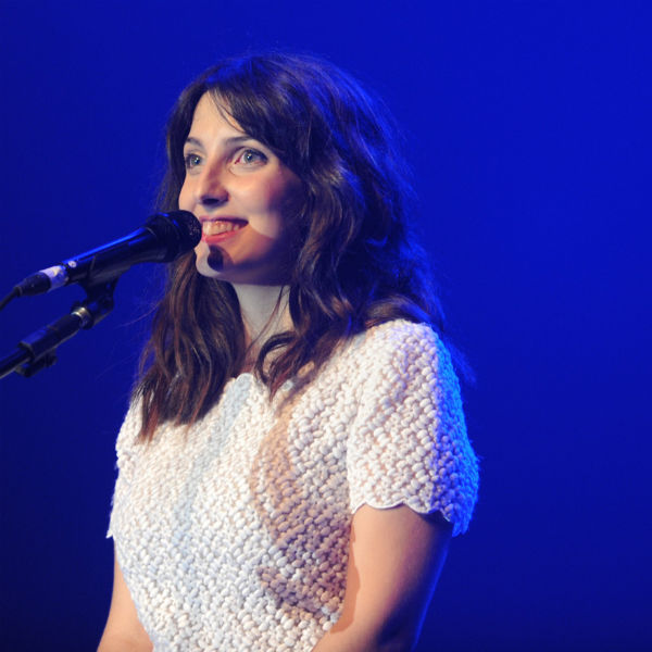 Clarice Falcão no Coquetel Molotov