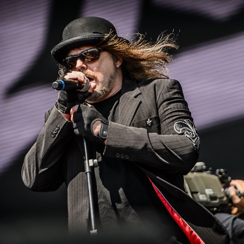 O vocalista Don Dokken trouxe sua banda pela primeira vez a solo brasileiro.