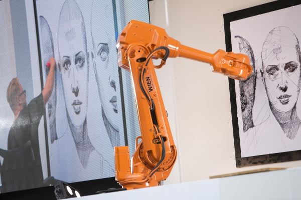 TIM - Long Distance Art