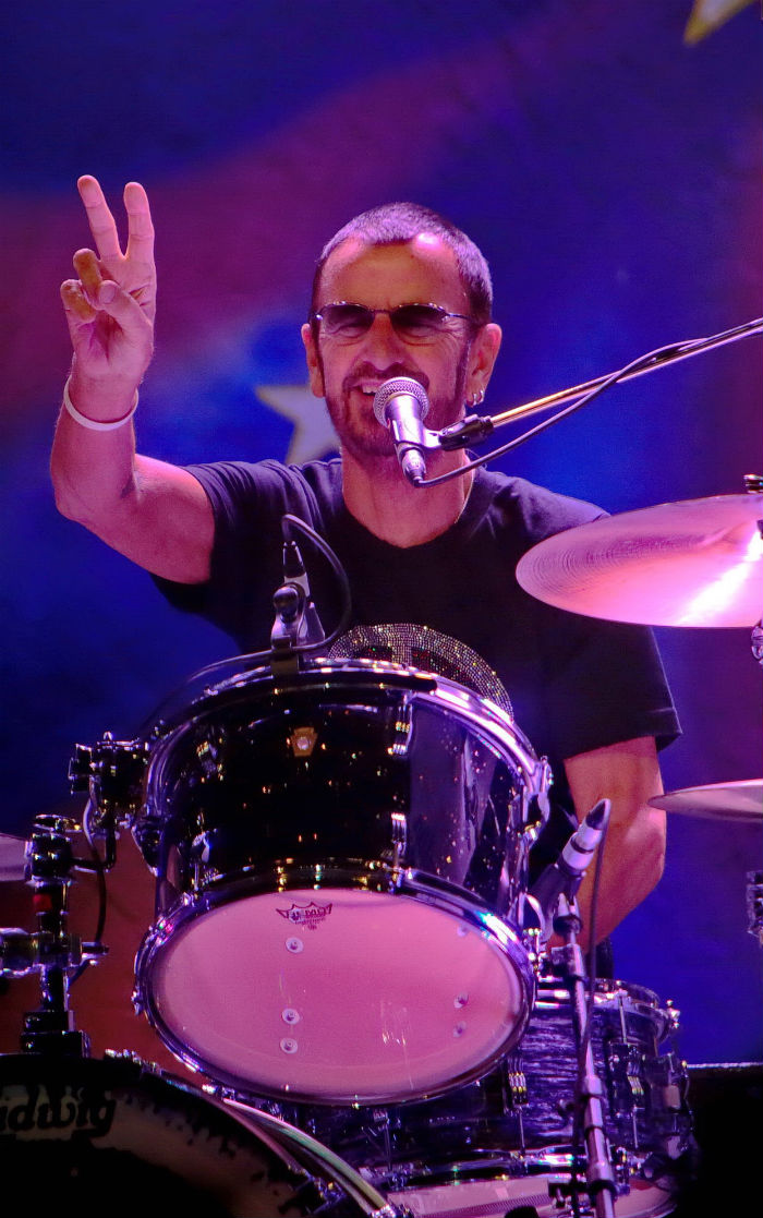 Ringo Starr fez show acompanhado da All-Starr Band, no Credicard Hall, em São Paulo.