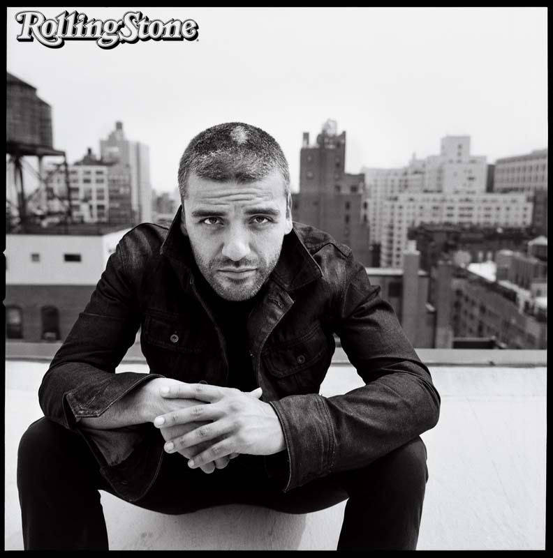 Temporada de Oscar Isaac posa em Nova York