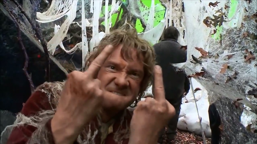 O Hobbit - Martin Freeman - Dedo médio