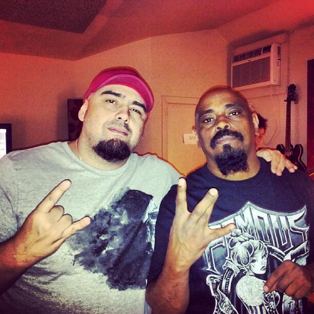 Raimundos e Sen Dog, rapper do Cypress Hill