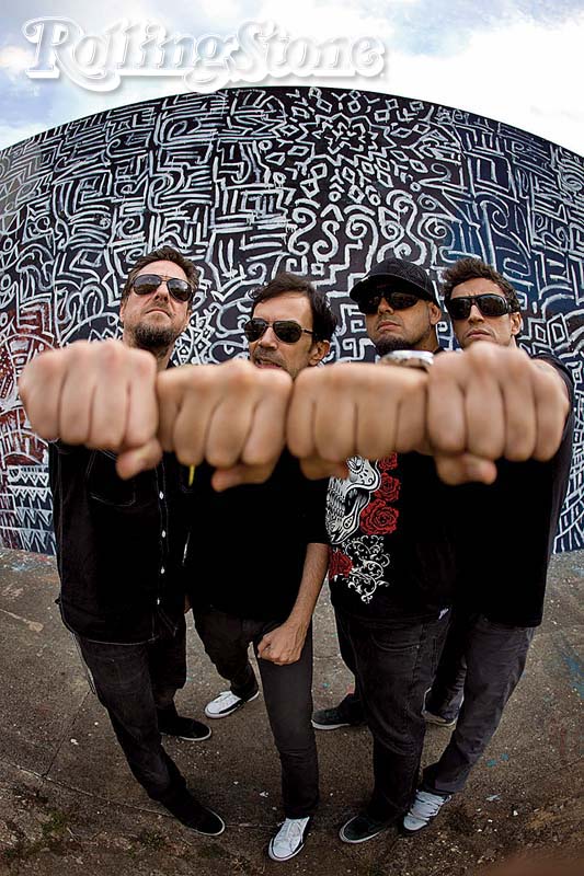 O Raimundos investe em nova fase