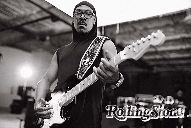 Novo caminho  Murphy volta a investir na música