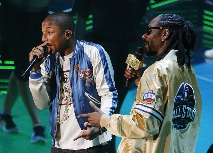Pharrel Williams e Snoop Dogg no show do All-Star Game da NBA 2014