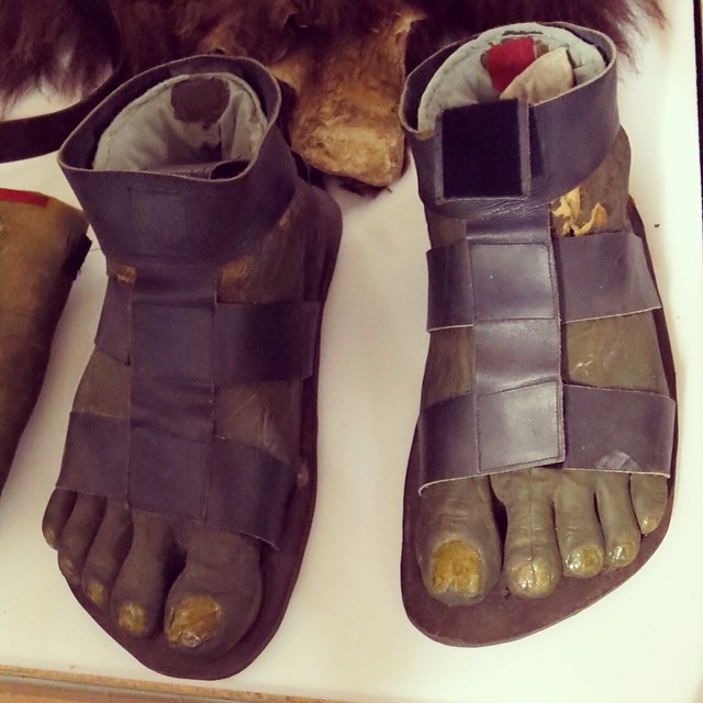 Galeria - Instagram - Star Wars - Pés dos guardas Gamorrean