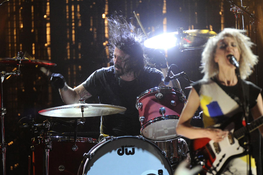 Nirvana - Dave Grohl e St. Vincent (Annie Clark)
