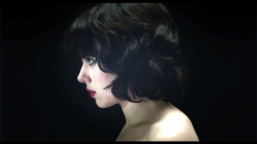 Scarlett Johansson - Sob a Pele