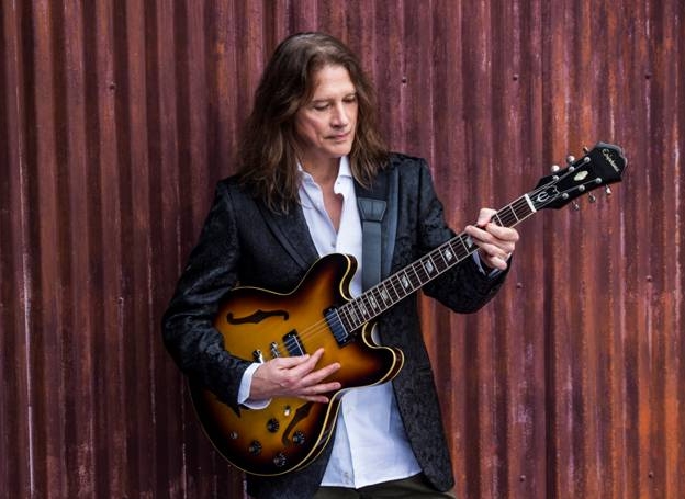 Robben Ford