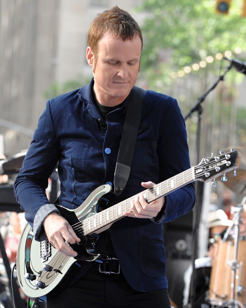 Galeria - Oito bateristas que se tornaram guitarristas - Keith Strickland