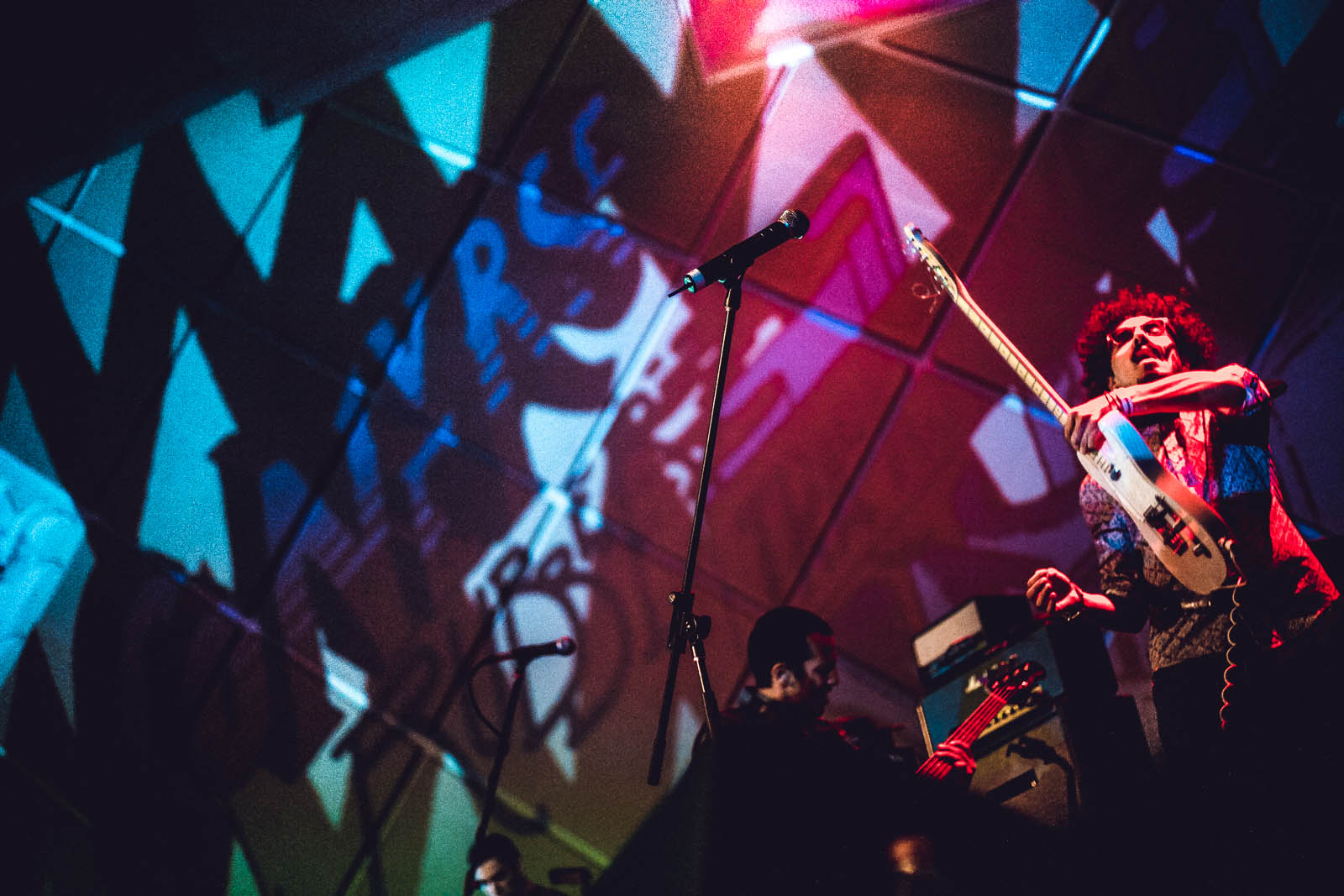 Converse Rubber Tracks Live Brasil - Coyotes