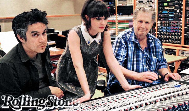 Criando  M. Ward e Zooey Deschanel, que formam o She & Him, ao lado de Brian Wilson no estúdio.